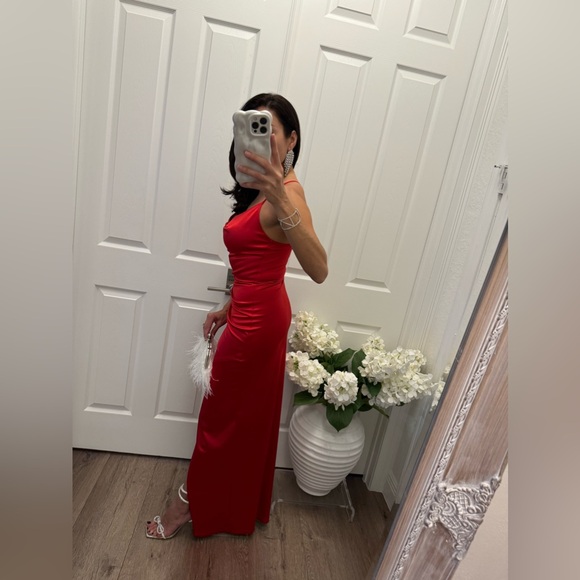 Windsor Chelsea Satin High Slit Formal Dress Small - Picture 8 of 11